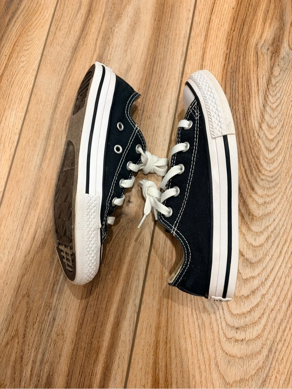 Converse Kids Low-Top Sneakers in Black and White